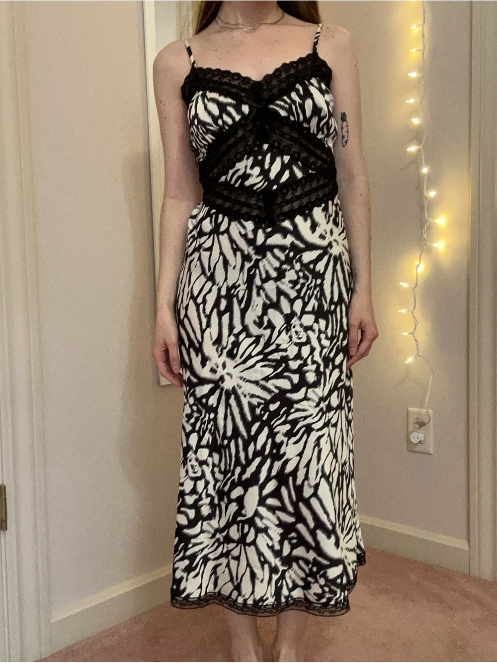 Black and White Betsy Johnson Midi Dress